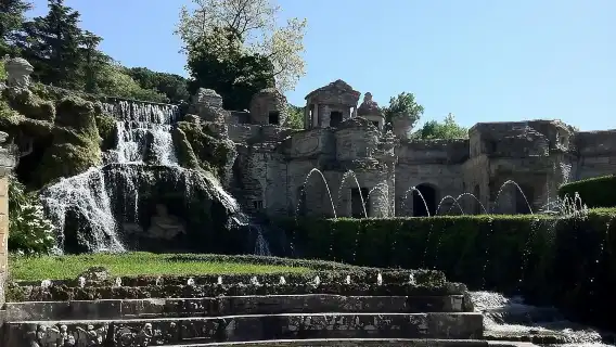 Tivoli from Rome: Hadrian's Villa and Villa d'Este, Private Tour