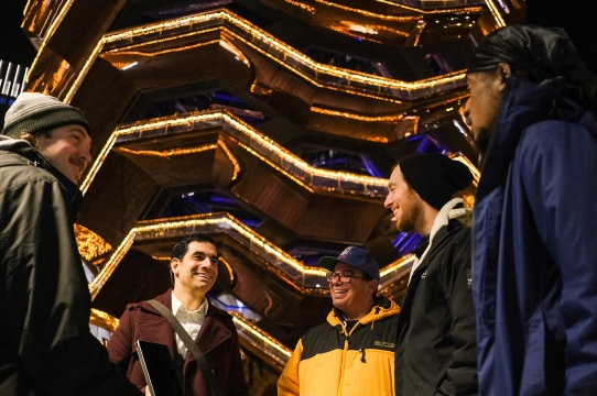 Rahsia Hudson Yards dan Edge: Lawatan berjalan kaki