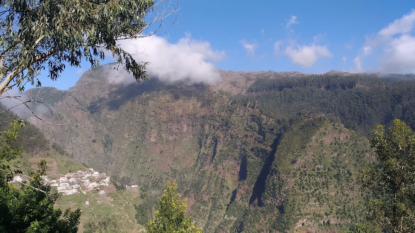 Funchal: Halbtägige Panoramatour zu versteckten Dörfern im Süden Madeiras