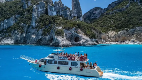 Cala Gonone:Cruise di Teluk Orosei dengan Cala Goloritzé