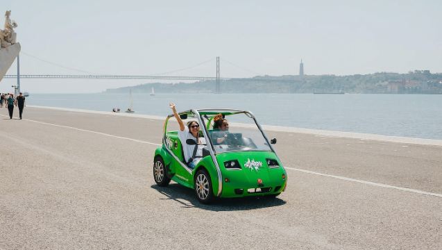 ทัวร์เที่ยวชมเมืองลิสบอนด้วยรถยนต์ไฟฟ้าแบบขับเอง