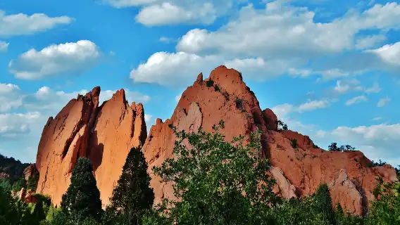 From Denver: Red Rocks and Foothills Half-Day Guided Tour