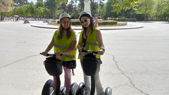 Madrid: Retiro Park Segway Tour