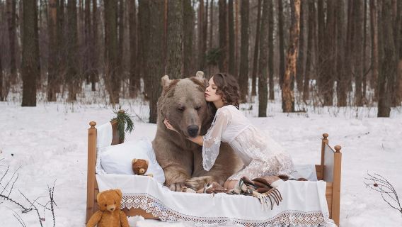 Moskau Roter Platz + Lenin's Mausoleum (Mavzolei V.I. Lenina) + Umarmung eines Braunbären Erlebnis Tagesausflug