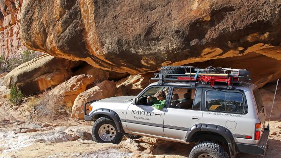 From Moab: Canyonlands Needle District 4x4 Tour