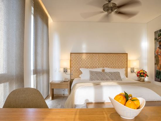 Movich Hotel Cartagena de Indias Room Type - Superior King Room