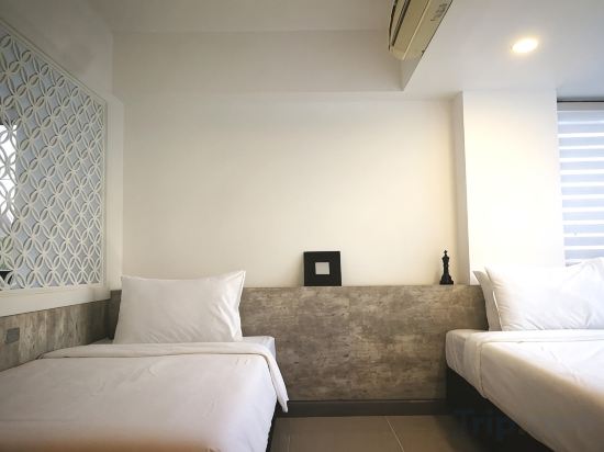Loyy Hotel Room Type - Family Room