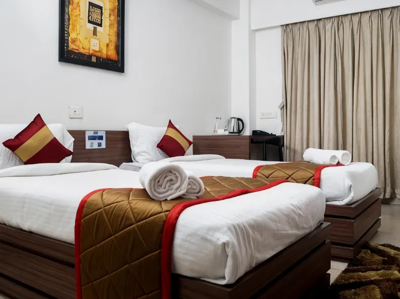 The Altruist Koparkhairane Hotel