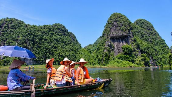 Perjalanan Sehari Ninh Binh Dari Hanoi meliputi Gua Bai Dinh Trang An Mua