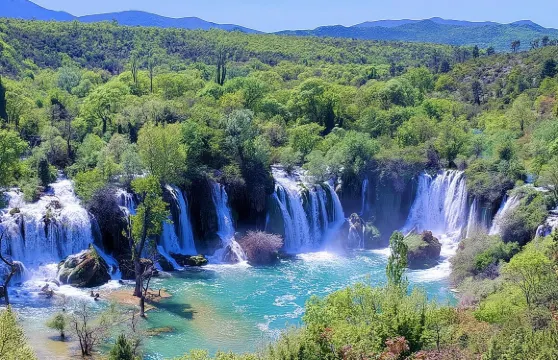 探索赫塞哥維納日遊（莫斯塔爾出發）：克拉維斯瀑布、布拉加伊、波奇泰利