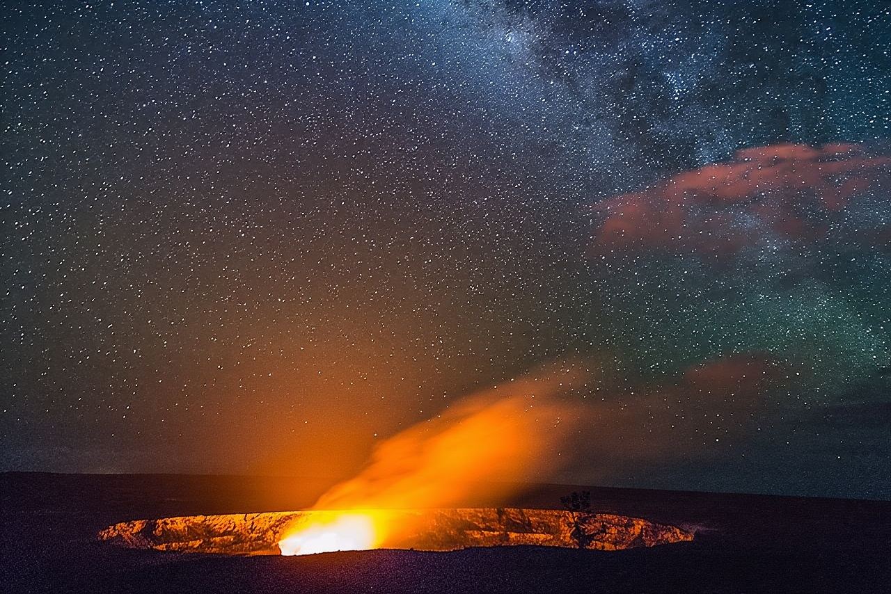 Tour per piccoli gruppi alla scoperta del vulcano e delle stelle al crepuscolo sulla Grande Isola