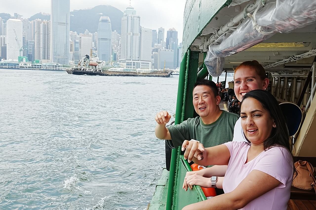 Hong Kong Private & Personalized Full-Day Tour with a Local Guide