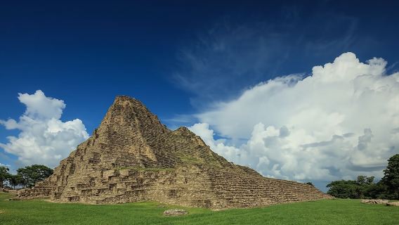 Day Tour to El Salto Turquoise Waterfall and Pomoná Archeological Site