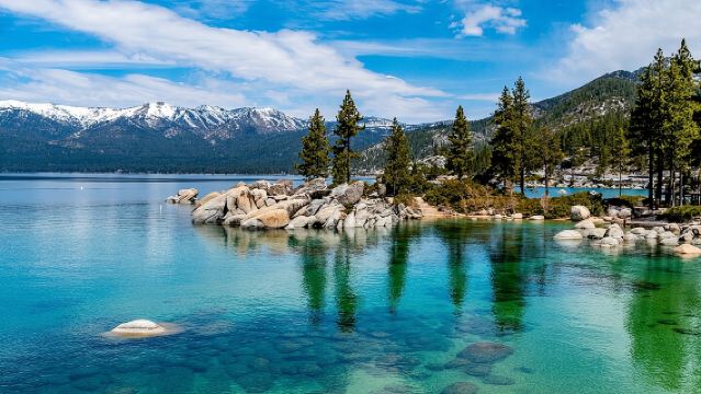 Ultimate Lake Tahoe Self-Guided Driving Audio Tour
