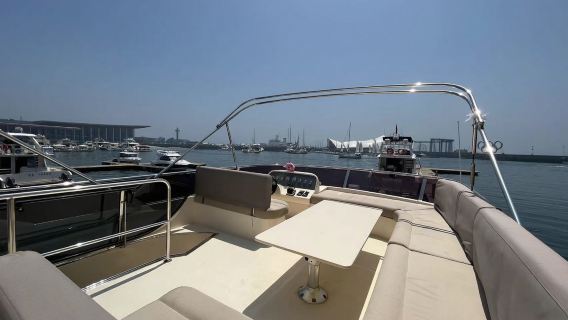 【青島遊艇出海】青島奧帆中心52尺豪華遊艇租賃~體驗青島豪華遊艇包船出海海釣觀光的快樂海上生活之旅