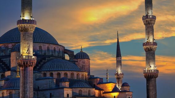 Istanbul: Hagia Sophia und Blaue Moschee bei Nacht