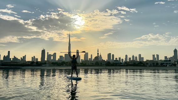 Dubái: Stand-Up Paddle Boarding con vistas al Burj Khalifa