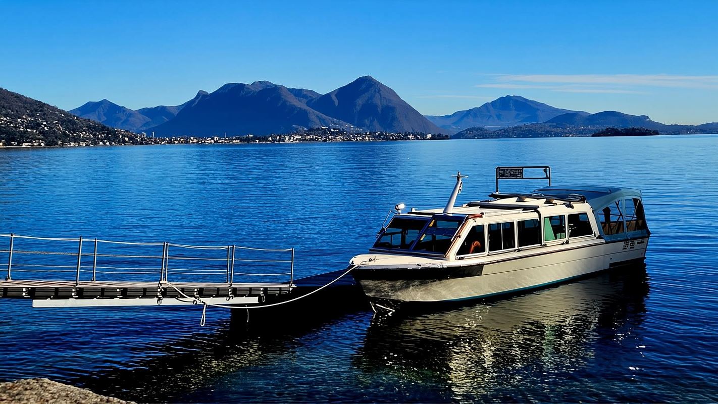 Lake Maggiore: Boat Trip to Luino from Feriolo