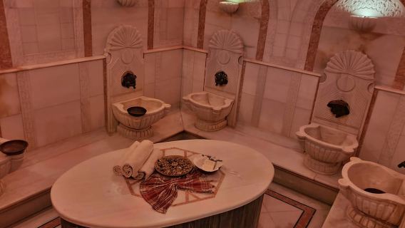 Istanbul: bagno turco storico Acemoglu con opzioni private