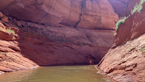 Antelope Canyon Lake Powell: Guided Kayaking & Hike Tour