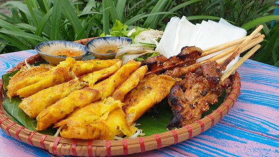 Sapori di Hue: tour in bicicletta alla scoperta del cibo di strada