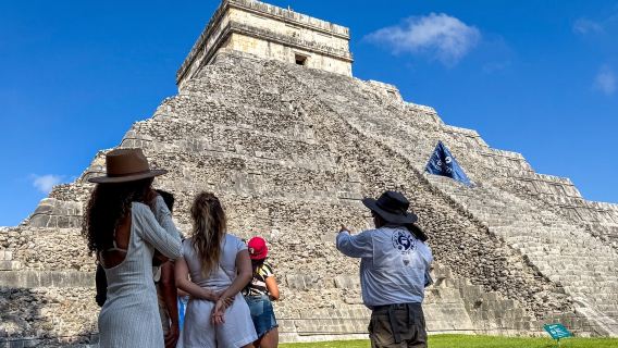 Chichén Itzá: Entry Ticket + Walking Tour