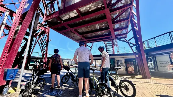 Visite en vélo électrique de Getxo : De Bilbao industriel à la mer