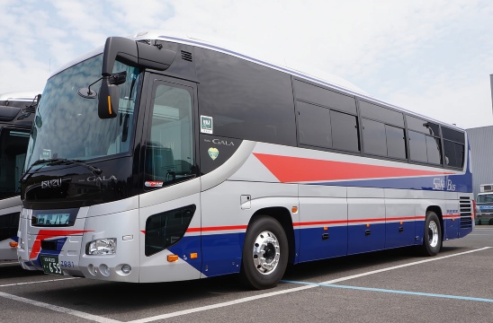 Fukuoka airport Hakata bus center direct express bus to Sasebo