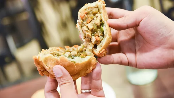 Manila Food Tour: Explore World's Oldest Chinatown