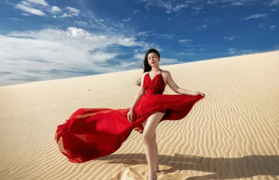 胡志明美奈一日遊 紅沙丘+白沙丘+仙女溪+中文/英文導遊可選