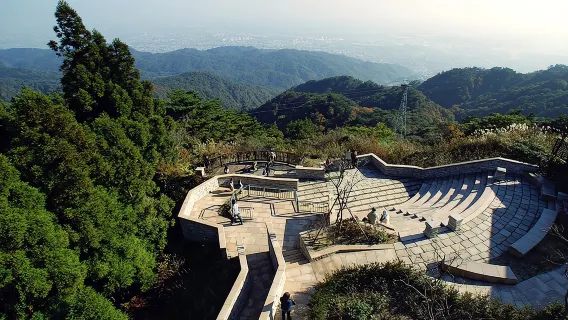 Chuyến đi trong ngày bằng xe riêng đến Núi Kobe, Vườn và Suối nước nóng từ Osaka