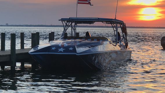 Sunset Dolphin Watching Cruise in Destin Harbor