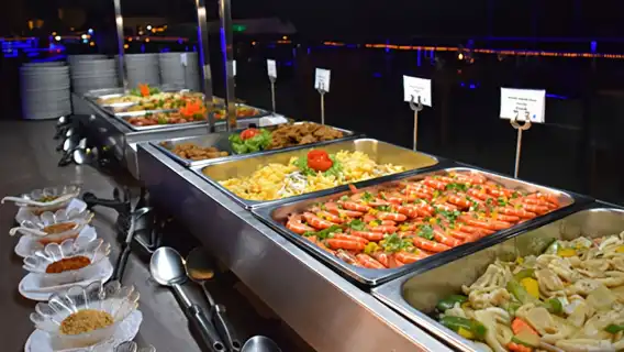 【白玉蘭號夜遊湄南河】浪漫遊船 美食相伴 是您的必選之一