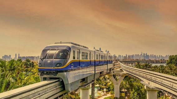 Dubai: Tiket Sehari Monorel Palm Jumeirah dengan Wahana Tanpa Batas