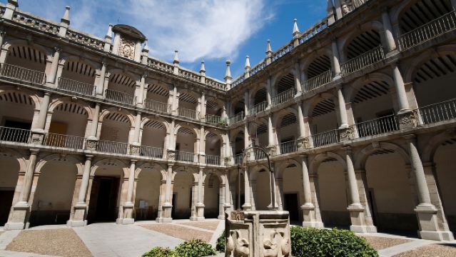 Perjalanan satu hari Madrid + Alcalá de Henares