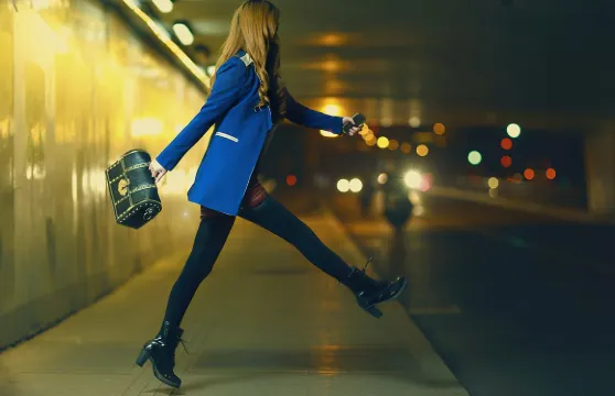 美國丹佛Trip Moments【約拍跟拍婚拍街拍抓拍航拍攝影攝像/多語言翻譯/動作指導】