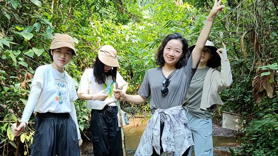 基諾山雨林徒步一日遊：80%水路嘗酸螞蟻樹降竹筏等12種體驗