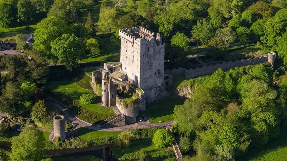 Lawatan Sehari Blarney, Rock of Cashel & Cahir Castles Dari Dublin