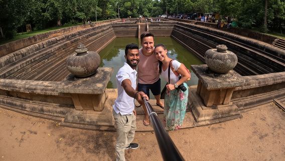 Private City Day Tour in Anuradhapura