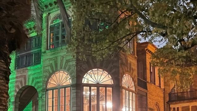 Al's Ghost tour : a small group experience