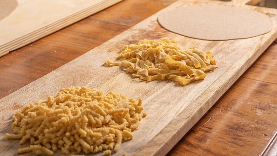Private Romagna cooking lesson at the table in Rimini
