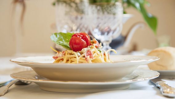 Lunch or Dinner and Cooking Show at a Cesarina's House in Naples