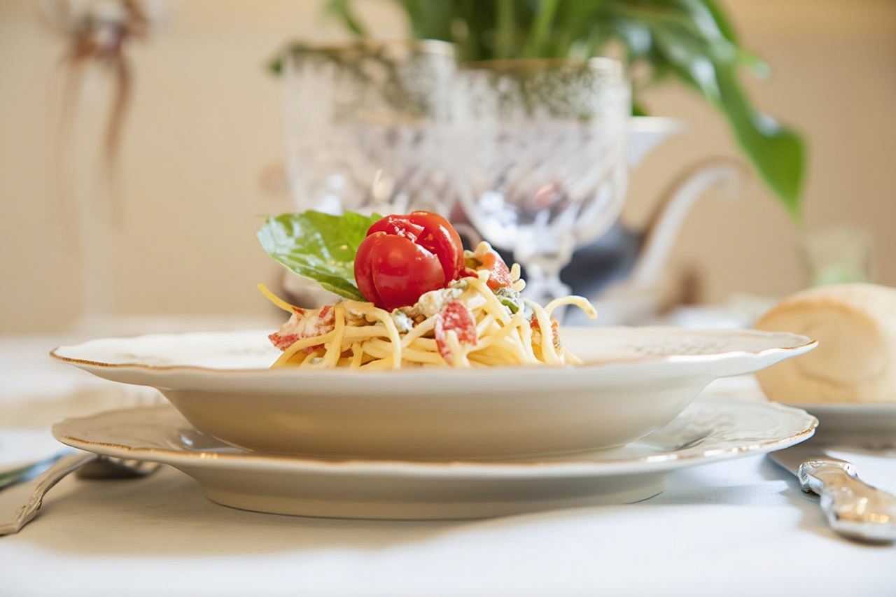 Lunch or Dinner and Cooking Show at a Cesarina's House in Naples