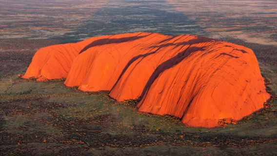 澳洲-烏魯魯直升機觀光飛機【可選看日出日落時段+艾爾斯岩/卡塔丘塔國家公園/阿瑪迪厄斯湖+酒店接送】