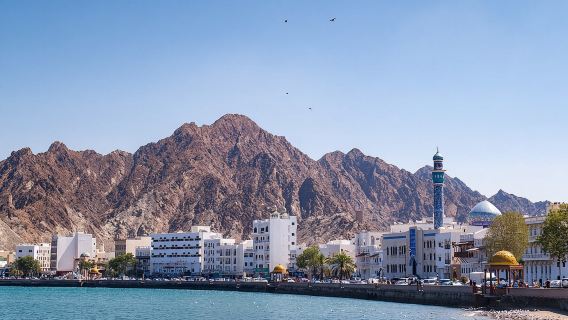 Goditi un tour tradizionale in stile locale dell'Oman intorno a Muscat