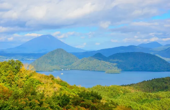 北海道登別地獄谷+洞爺湖+支笏湖+地球岬一日遊：札幌出發
