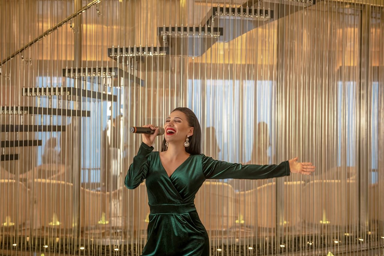 Dubai: Burj Khalifa VIP Experience Level 152 Lounge Access