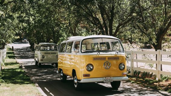 Malibu : visite d'un bus Volkswagen vintage et d'un vignoble