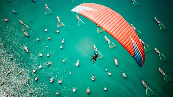Paragliding and seeing Da Nang from above is wonderful
