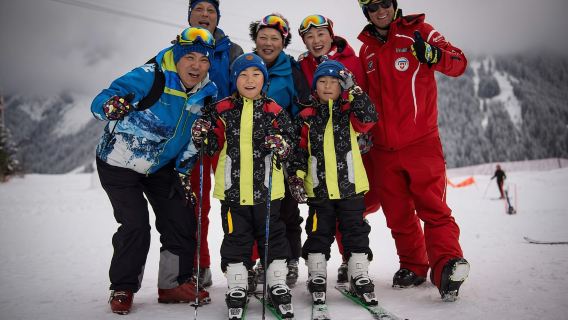 스위스 그린델발트 당일 치기 여행|스키장 입장권, 강사, 스키 장비가 포함되어 있습니다.|초보자에게 적합